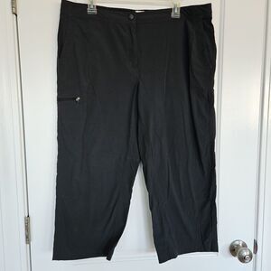 L.L.Bean Hiking Pants Women’s 16 Black Cropped Straight Leg‎ Stretch Lightweight